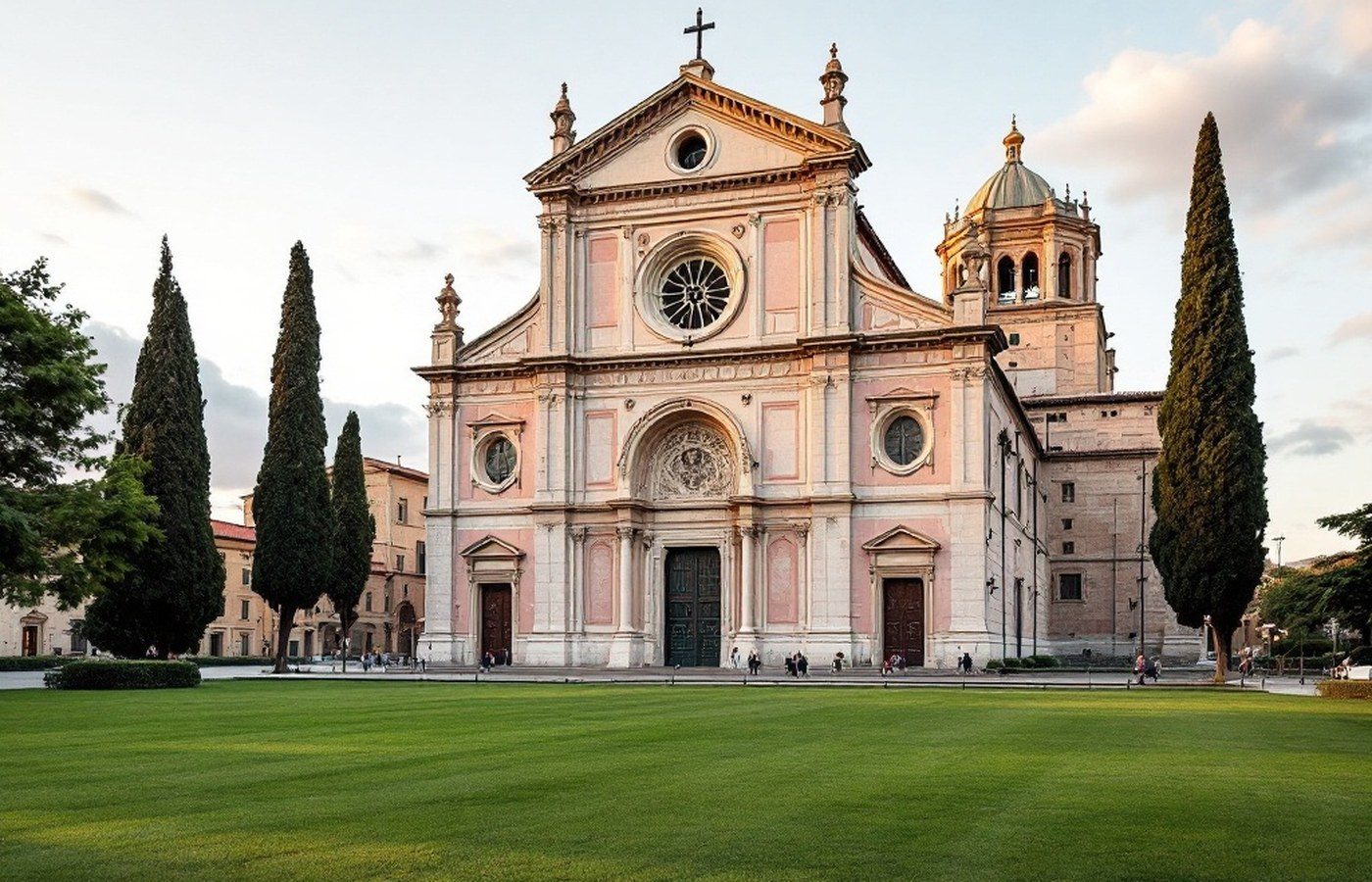 Basilica di Santa Maria di Collemaggio, L’Aquila